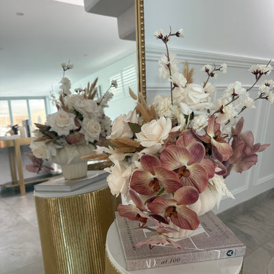 Gentle bloom flower Arrangement - Luscious Homewares