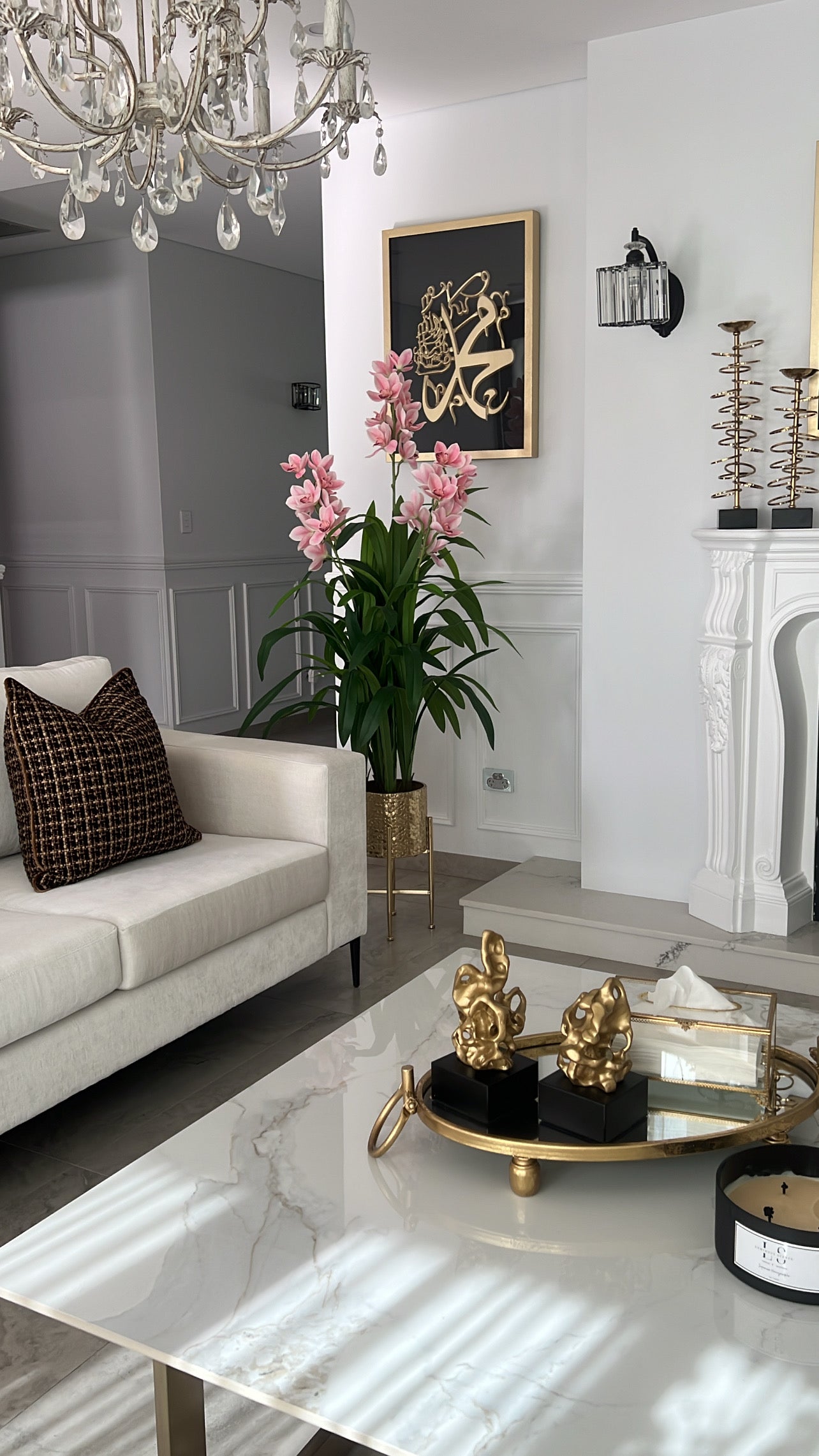 Cymbidium pink orchid artificial plant tree