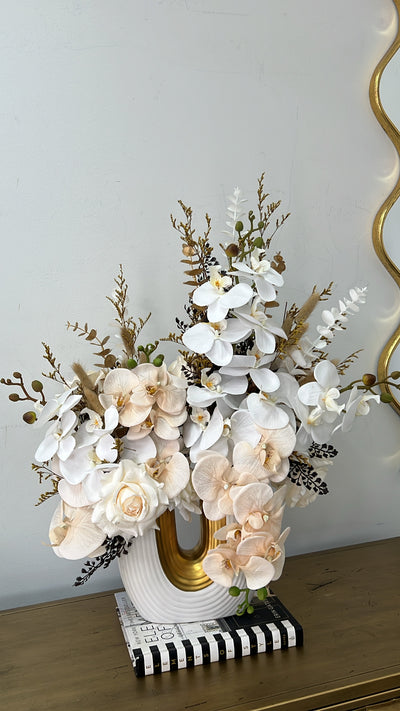 Yasmin floral arrangement