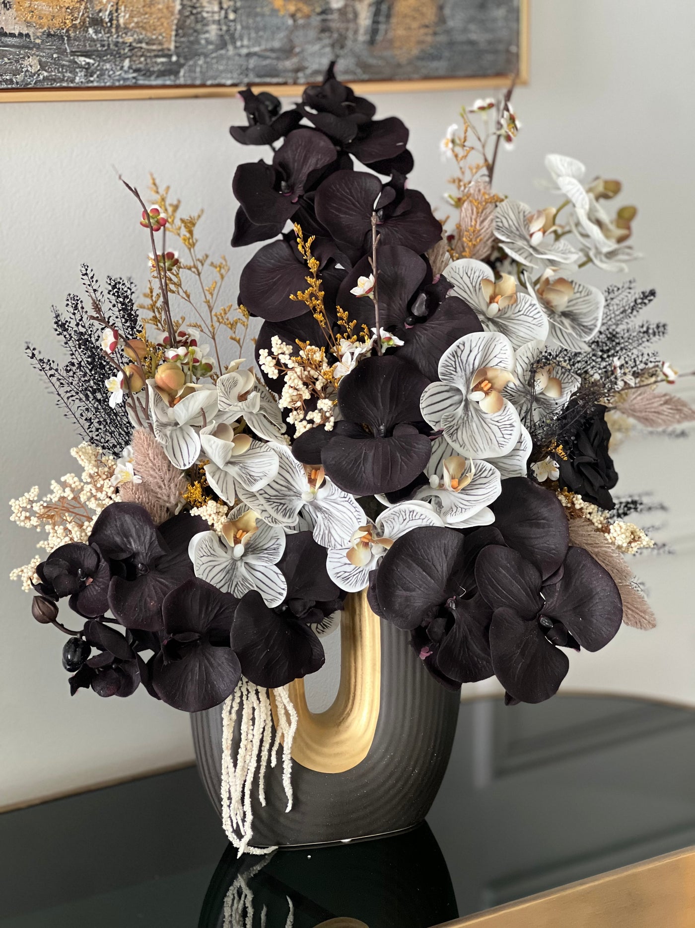 Jaliyah  floral arrangement - Luscious Homewares