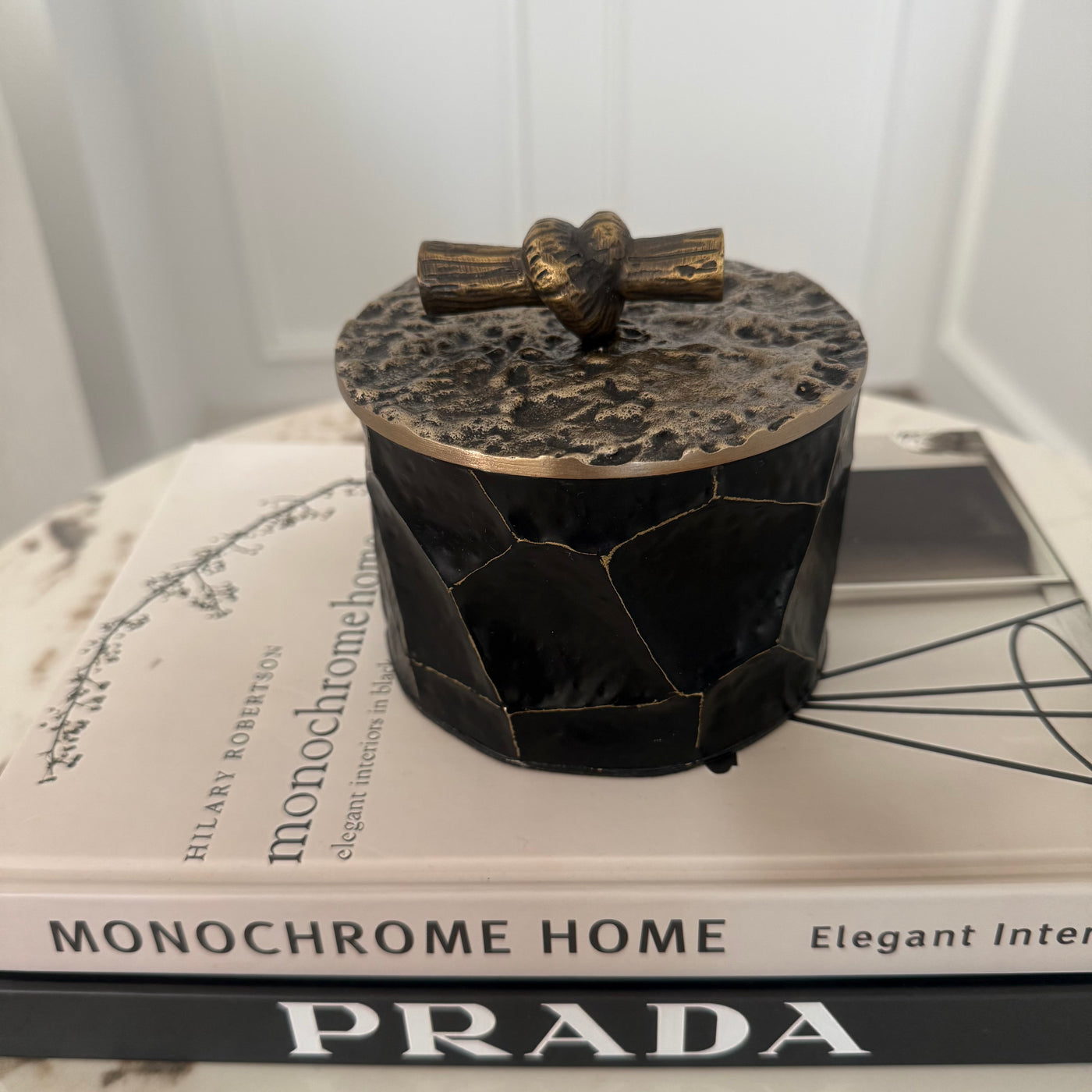 Hammered knot Trinket box - Luscious Homewares