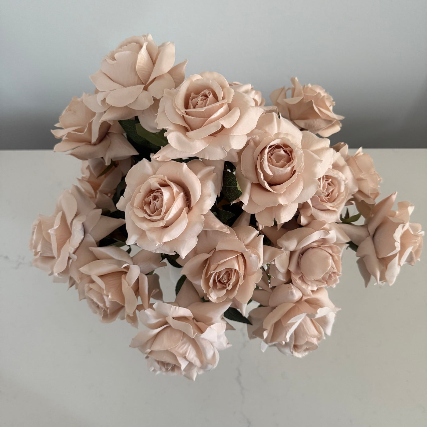 20 Roses + ribbed 3d print vase - Luscious Homewares