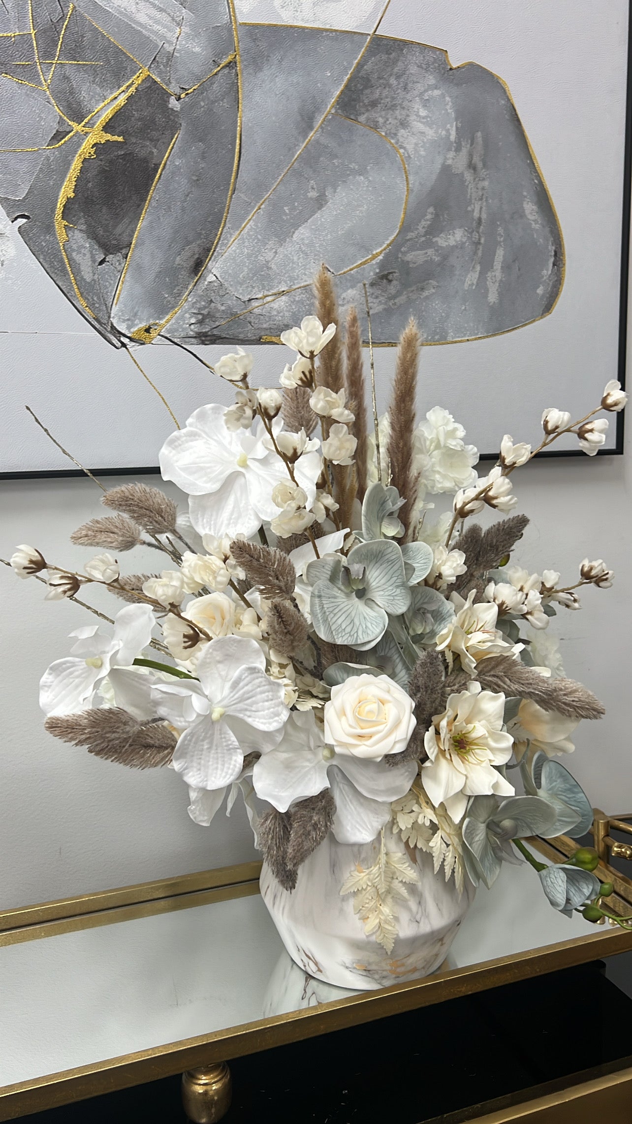 Daphnia bloom floral arrangement - Luscious Homewares