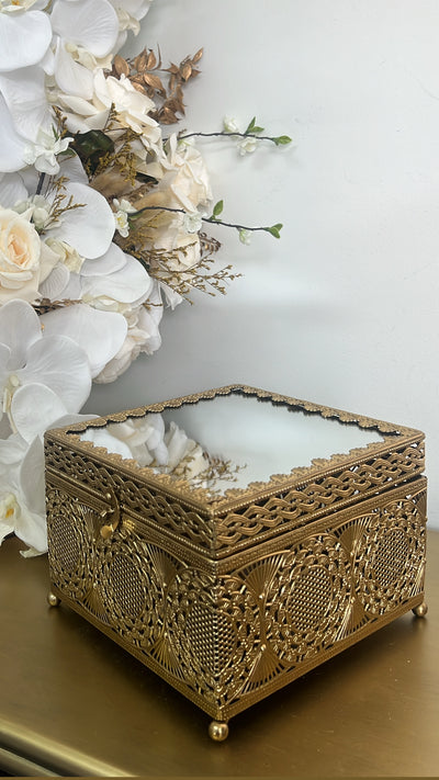 Vintage brass square decorative box - Luscious Homewares