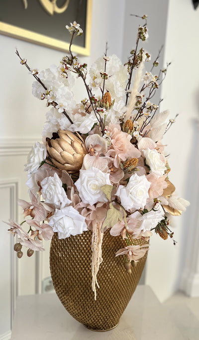 Lilliyana bloom Floral Arrangement - Luscious Homewares