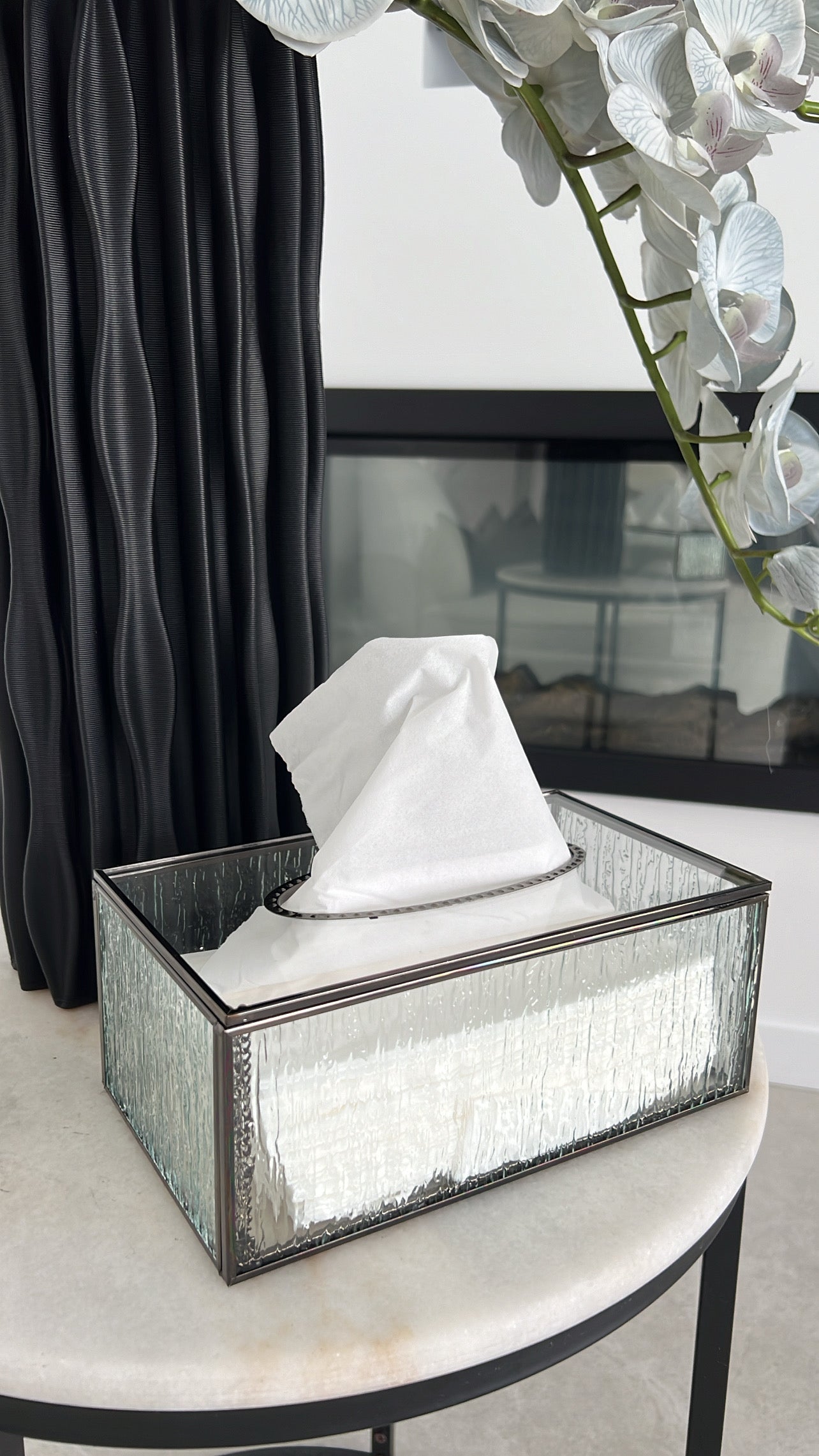 Waterfall black tissue box