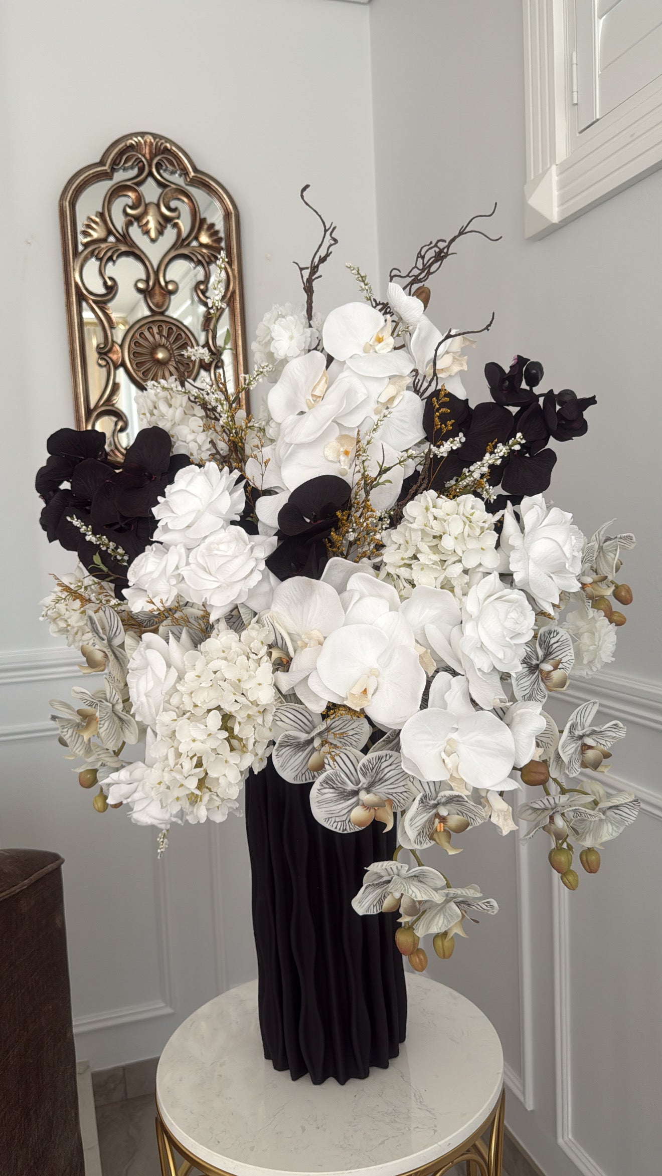 Glorious blooms flower Arrangement - Luscious Homewares