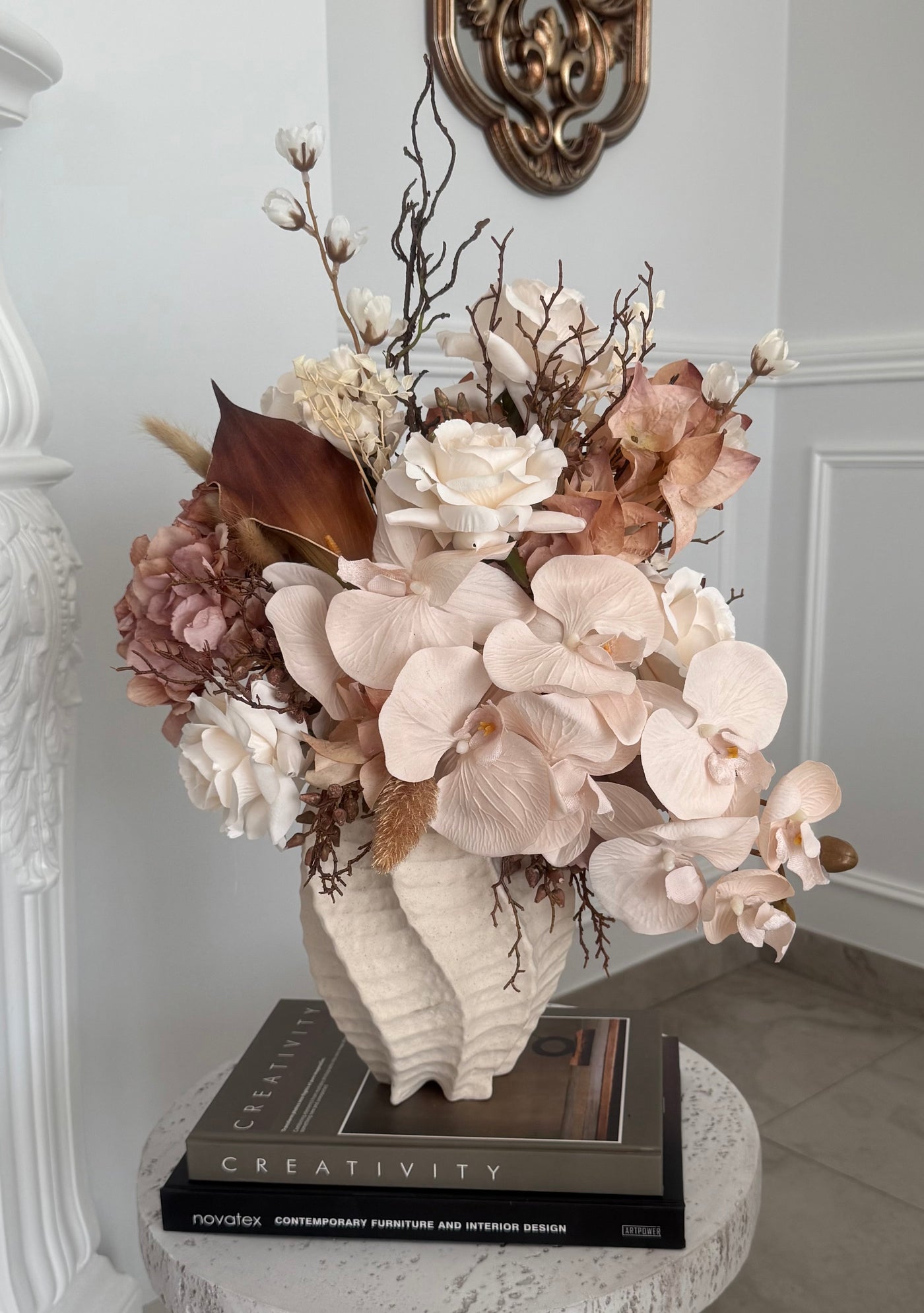 Rayan Floral Arrangement - Luscious Homewares