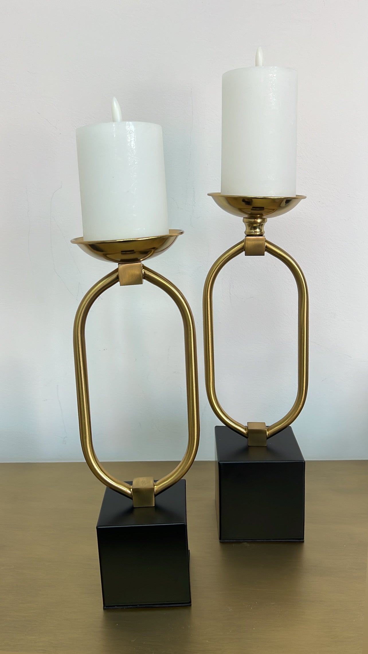 Black and gold candle holders