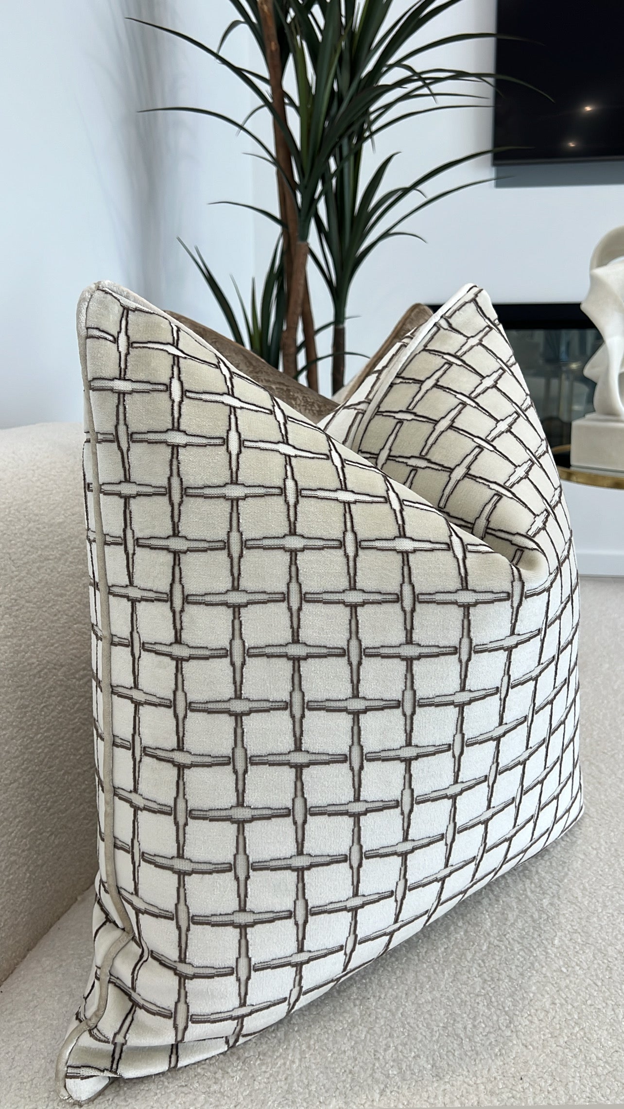 Checkers nude Velvet cut cushion  55x55