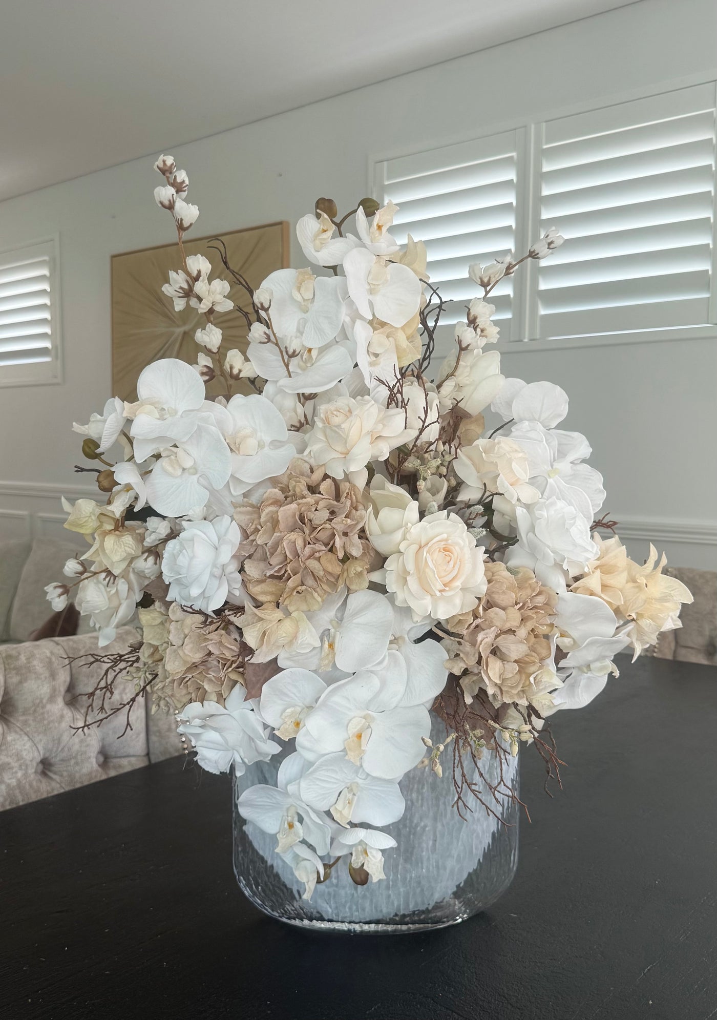 Yara blooms Floral Arrangement