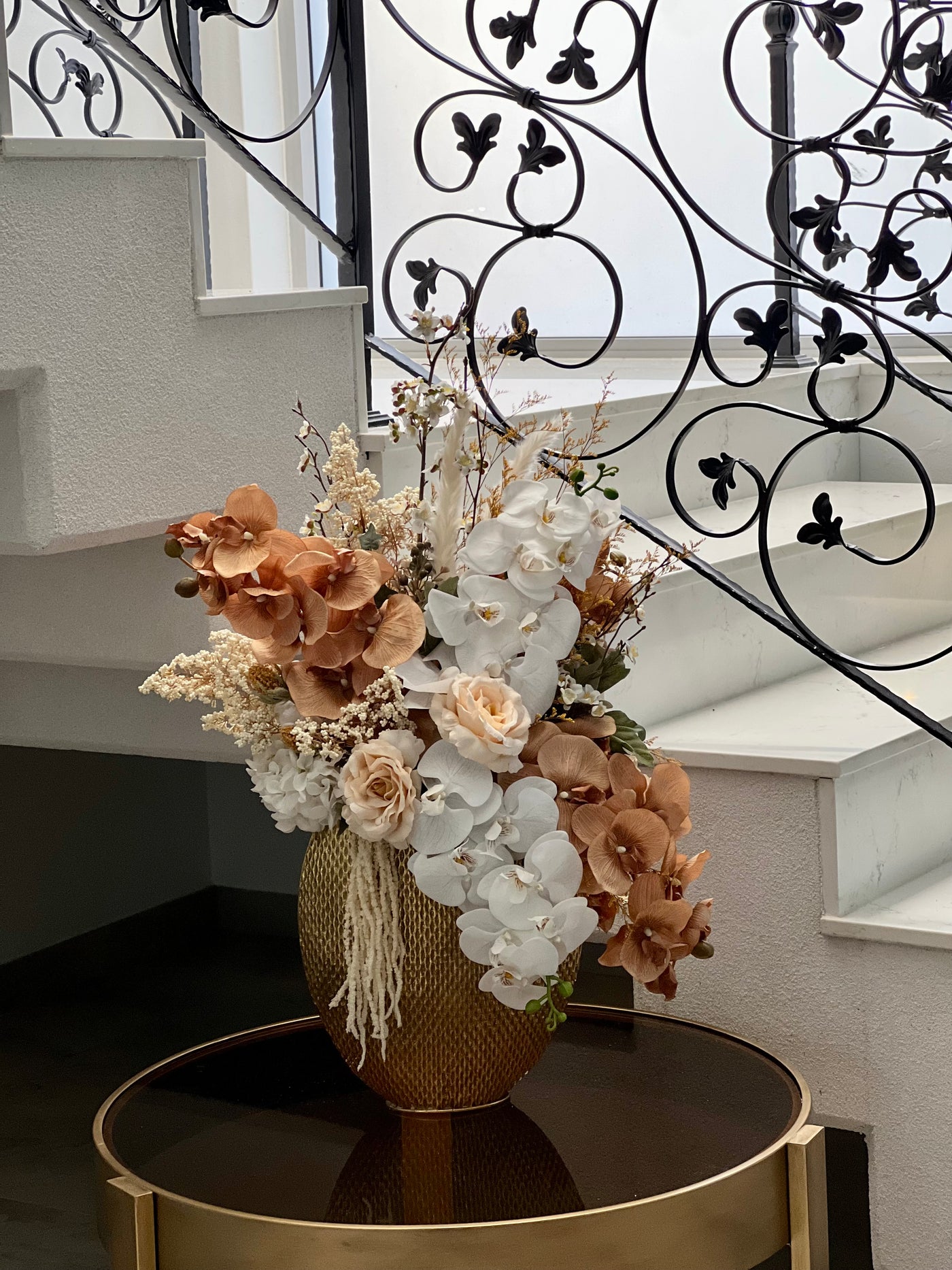 Rawana bloom Floral Arrangement - Luscious Homewares