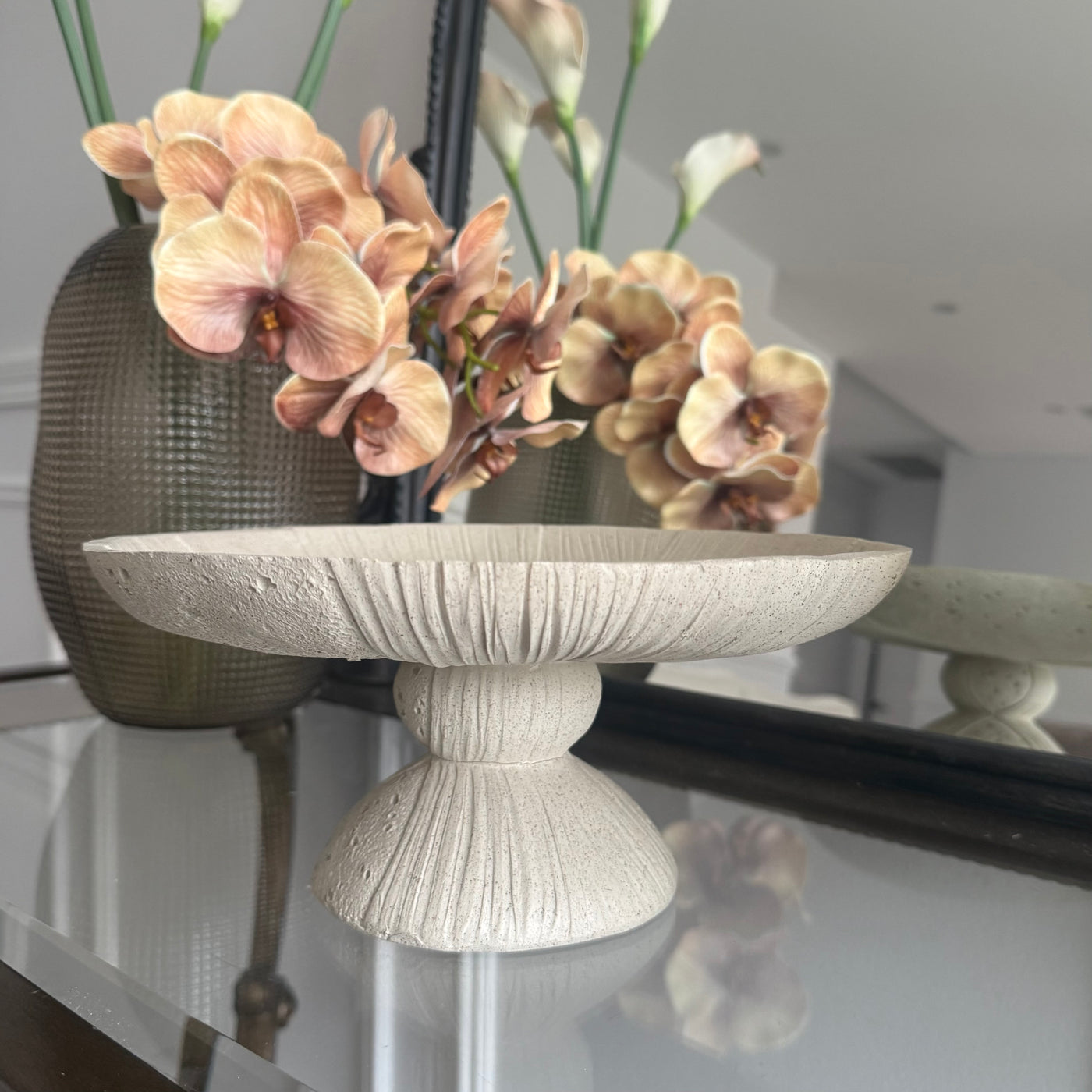 Lucy pedal Decorative bowl / platter - Luscious Homewares