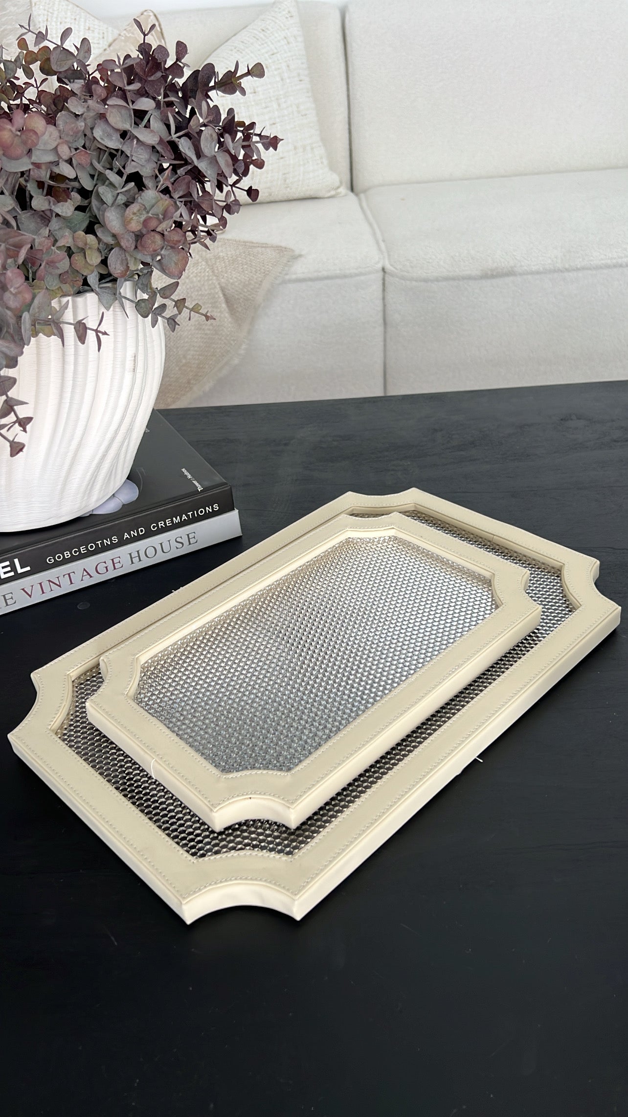 Beige decorative / serving tray