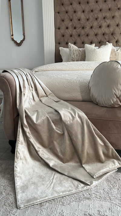 De luxe nude throw 140x220cm - Luscious Homewares