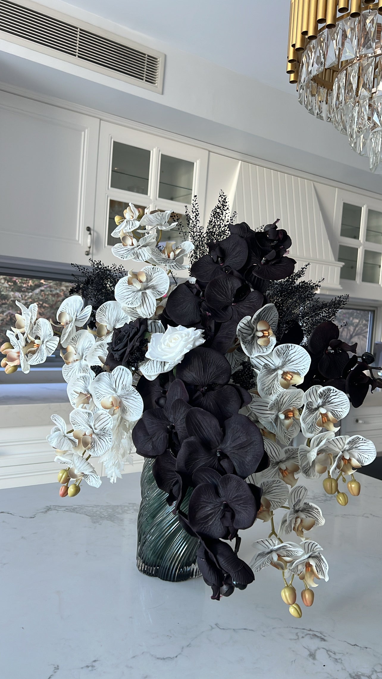 Issra Floral Arrangement - Luscious Homewares