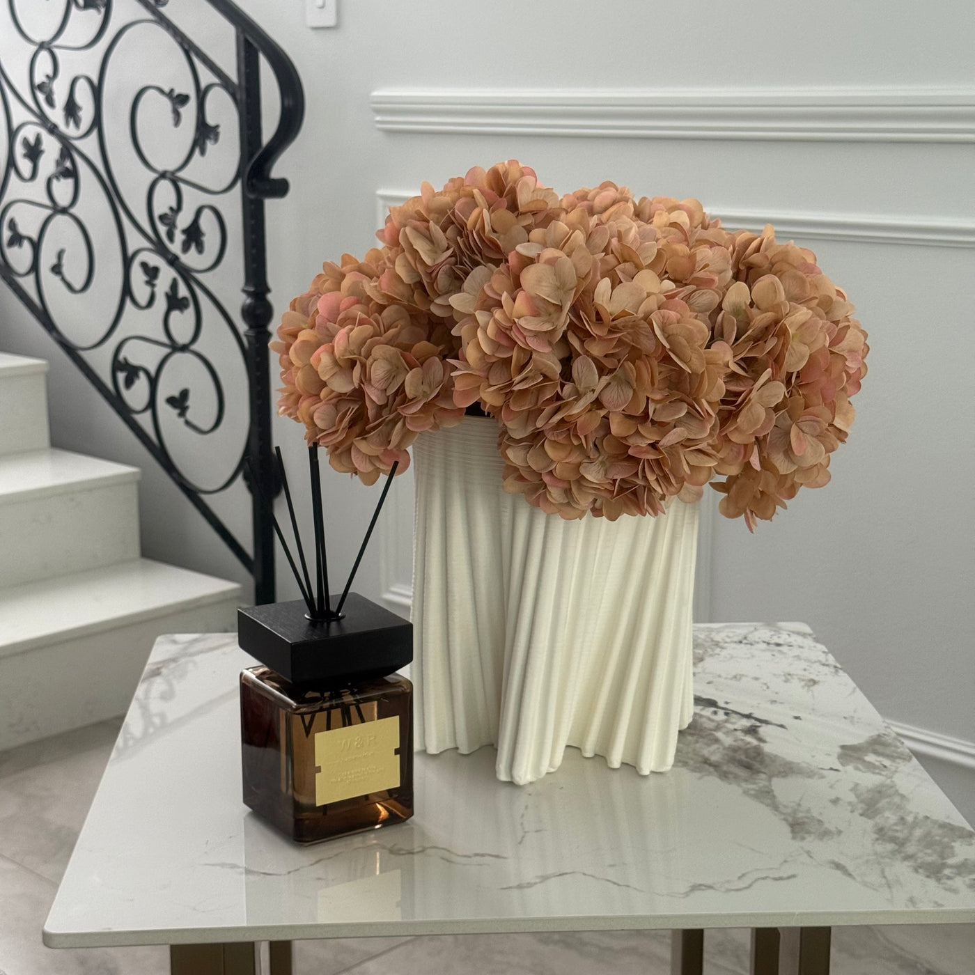 Hydrangeas + 3d print white vase - Luscious Homewares