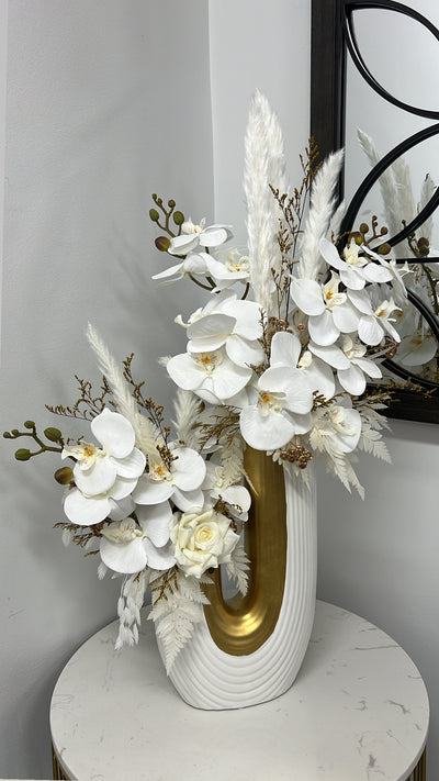 Milad floral arrangement - Luscious Homewares