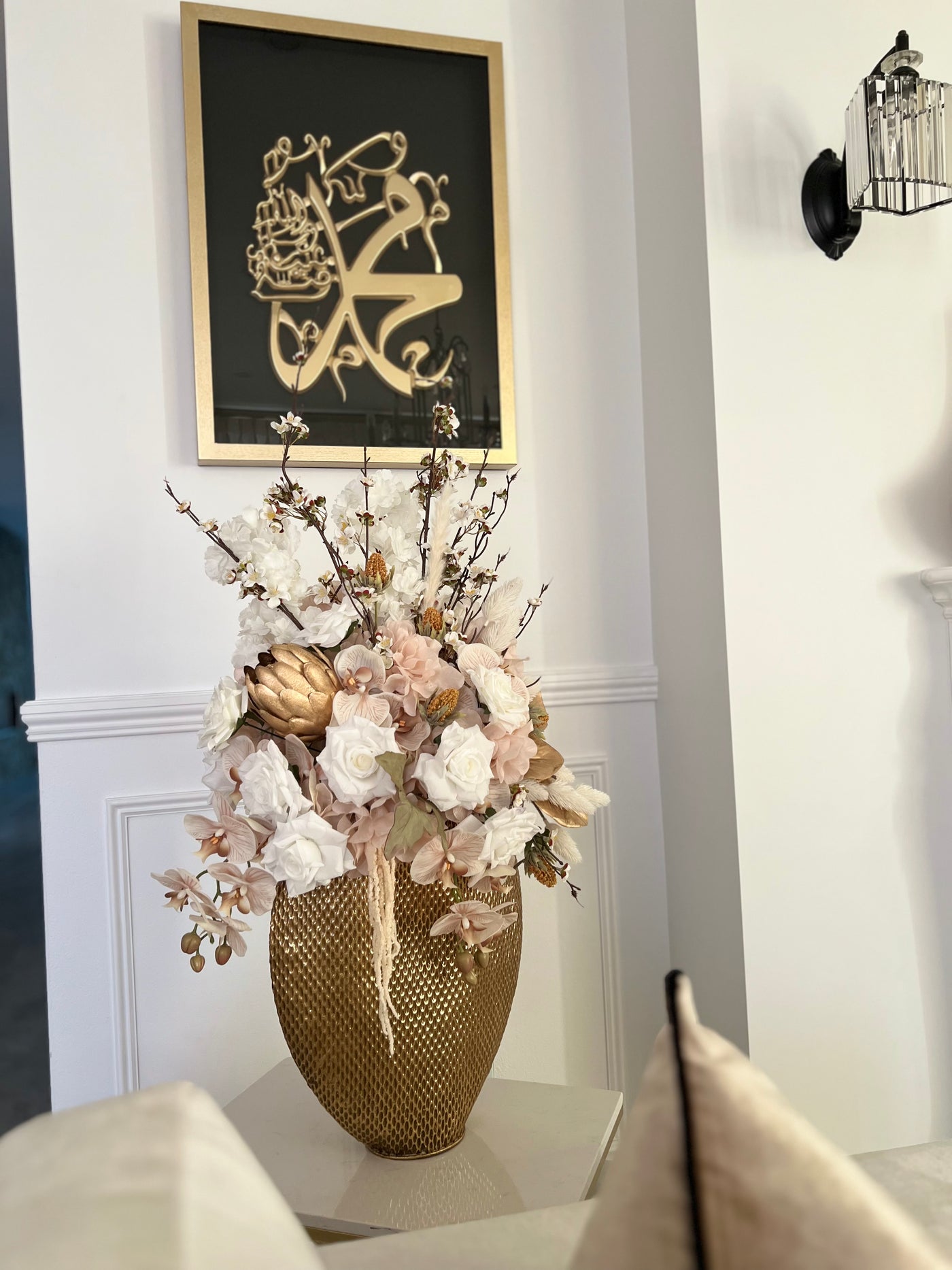 Lilliyana bloom Floral Arrangement - Luscious Homewares