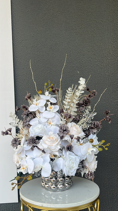 Coraline floral arrangement