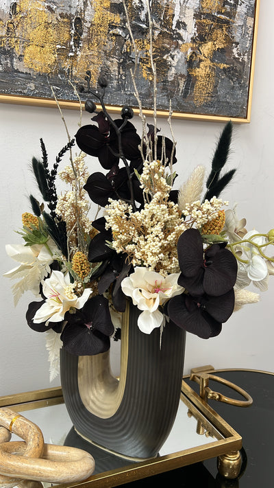 Emre floral arrangement - Luscious Homewares
