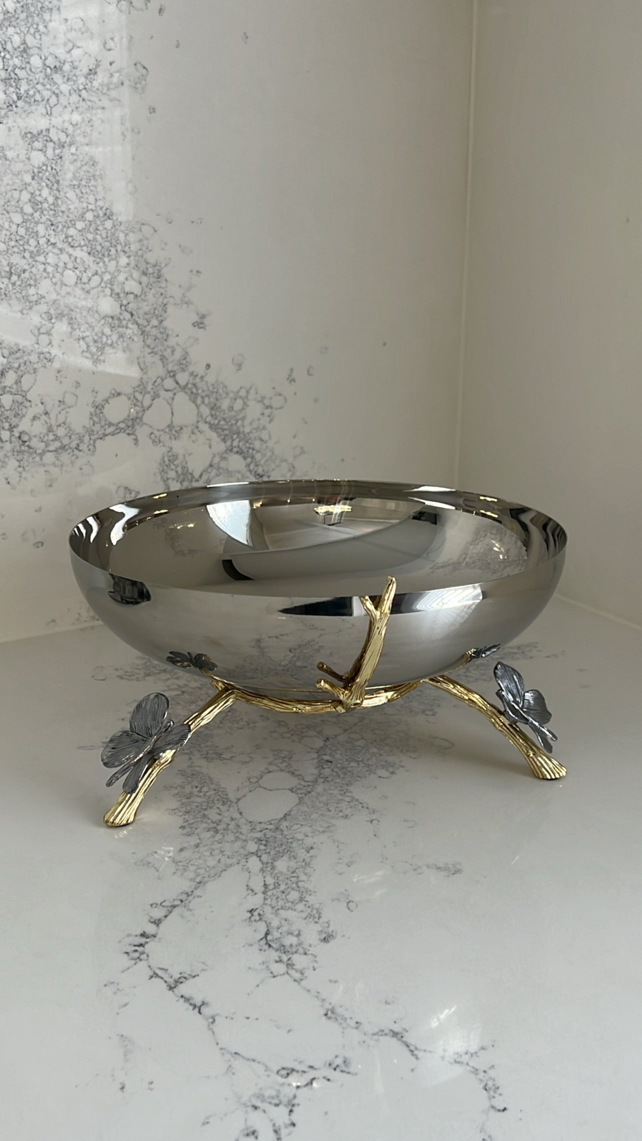 Butterfly serving / decrotive bowl