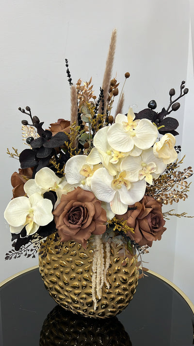 Rozetta floral arrangement - Luscious Homewares