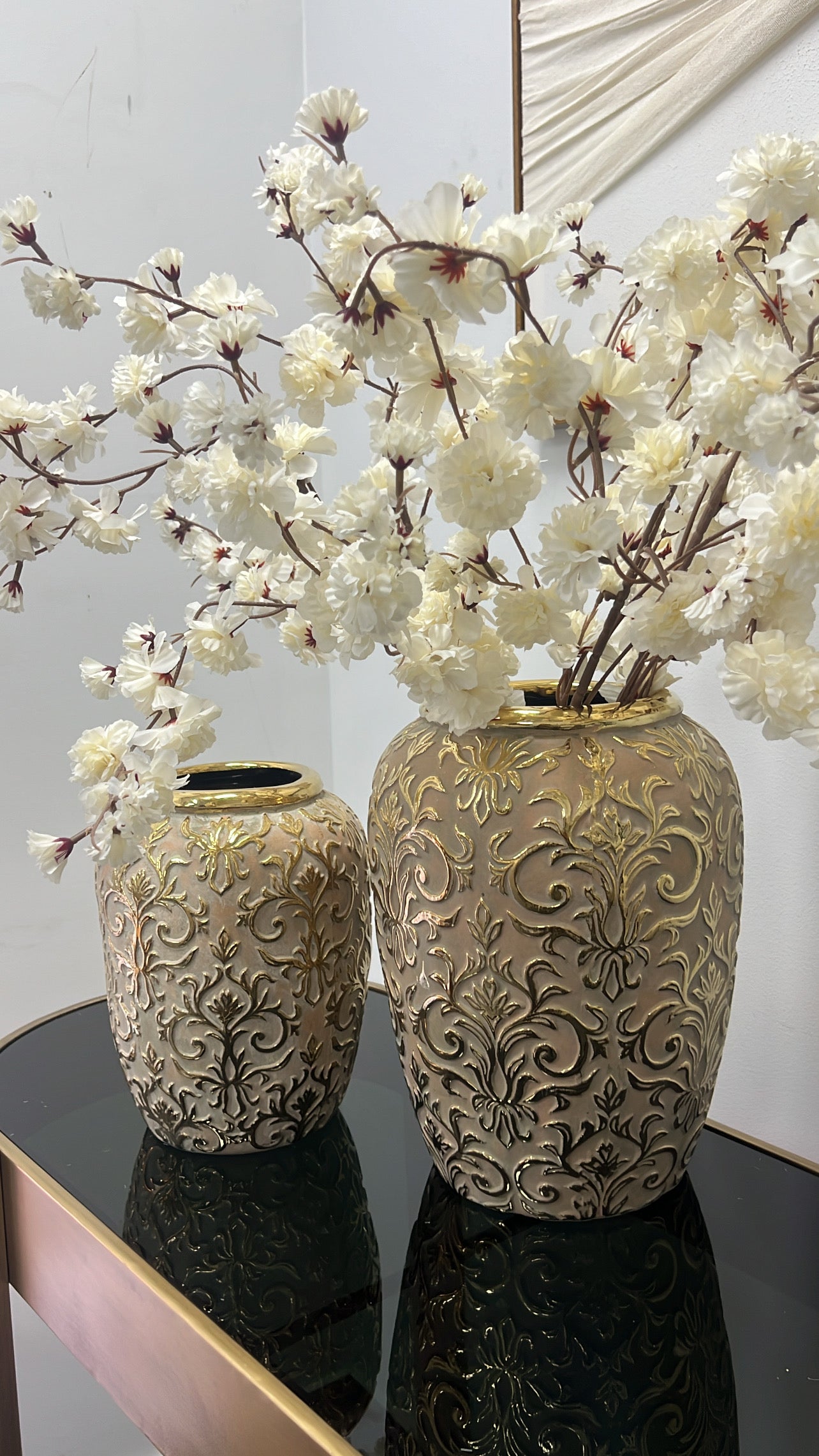 Luxe Fleur gold vase