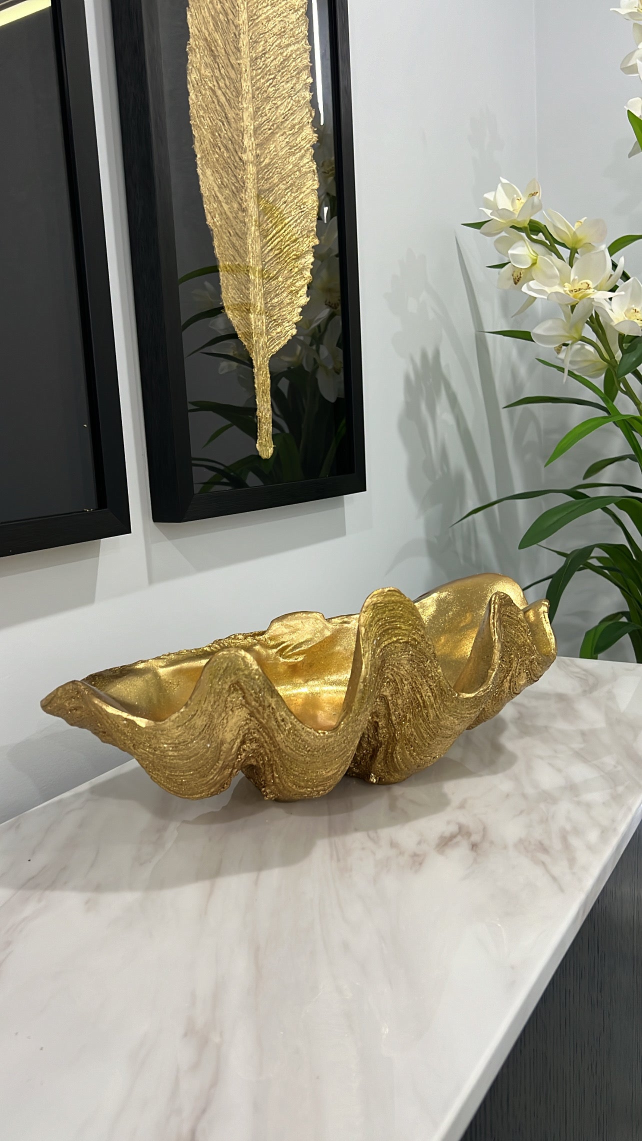 Gold XL clam shell - Luscious Homewares