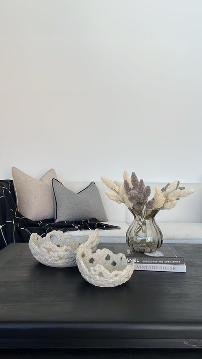 Ribbed glass vase - Luscious Homewares