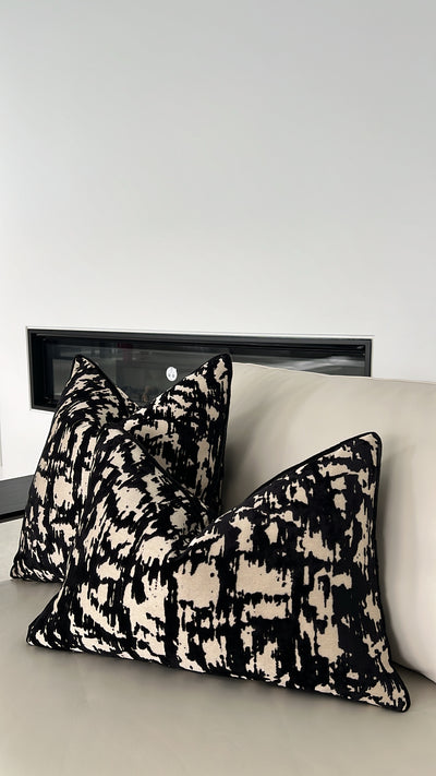 Livia black Cushion