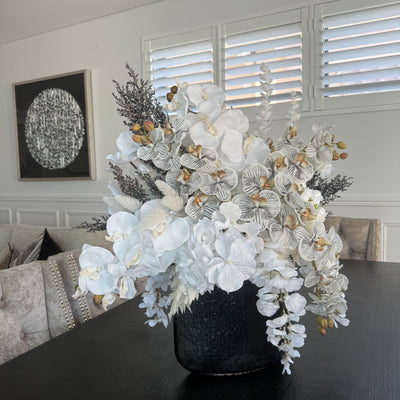 Jana flower Arrangement - Luscious Homewares