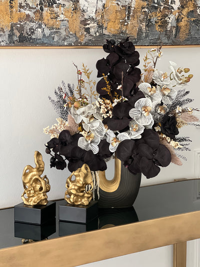 Jaliyah  floral arrangement - Luscious Homewares