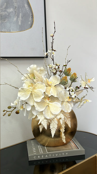 Lightening bloom floral arrangement - Luscious Homewares