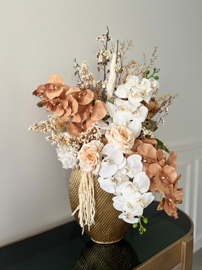 Rawana bloom Floral Arrangement - Luscious Homewares
