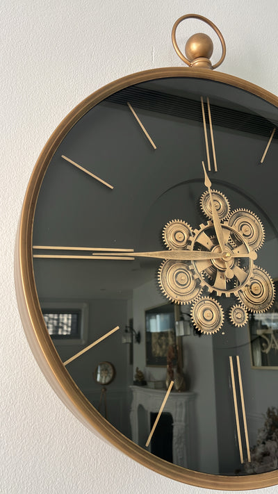 Industrial round wall clock with exposed gears 60 cm - Luscious Homewares