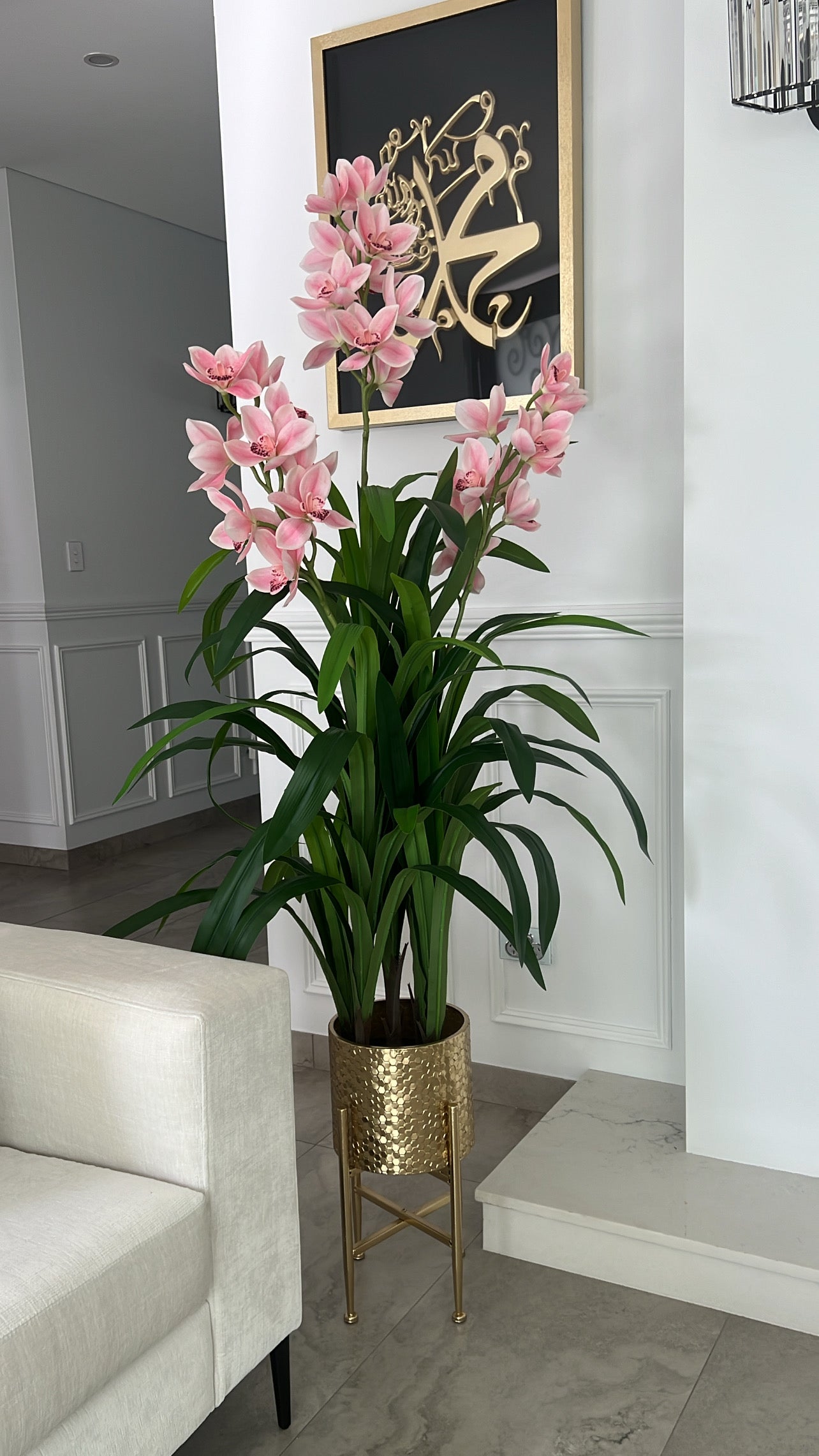 Cymbidium pink orchid artificial plant tree