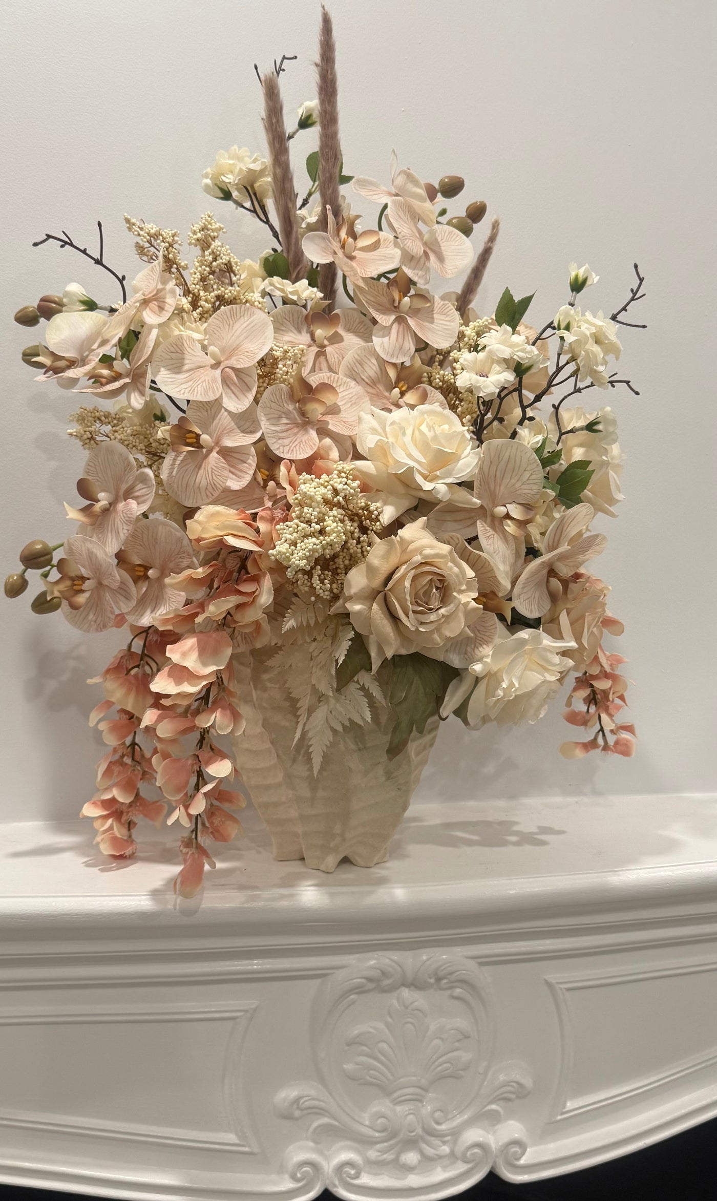 Poshy flower Arrangement - Luscious Homewares