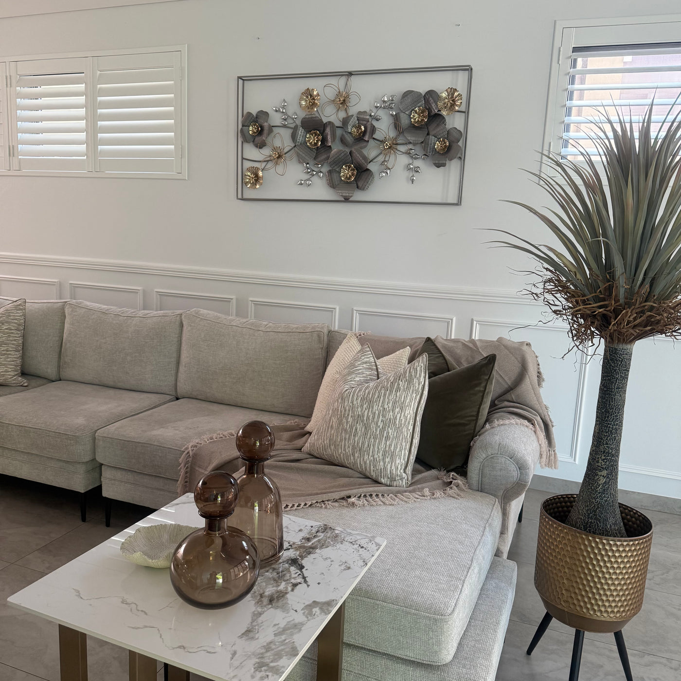 Floral bloom metal wall art hanging - Luscious Homewares