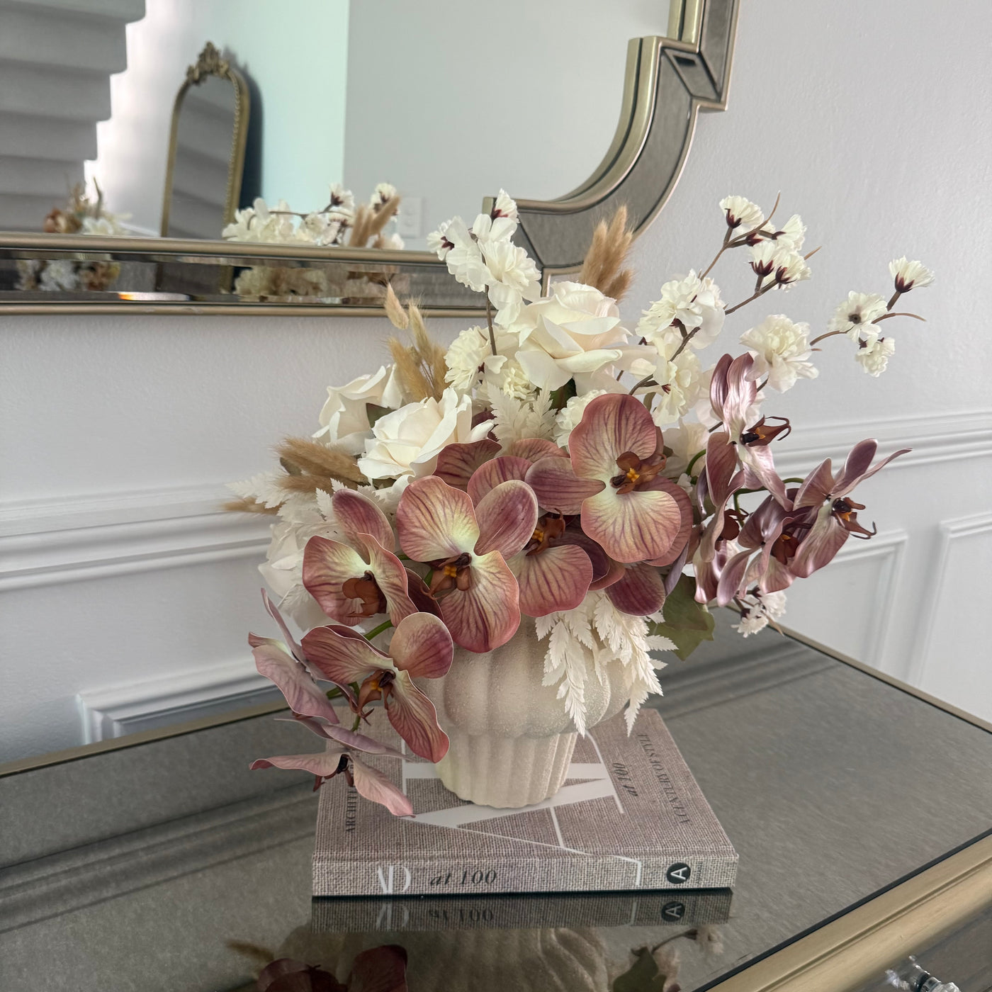 Gentle bloom flower Arrangement - Luscious Homewares