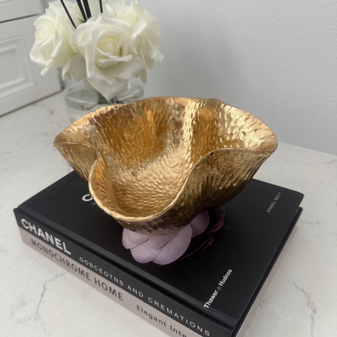 Clara Gold textured bowl - Luscious Homewares