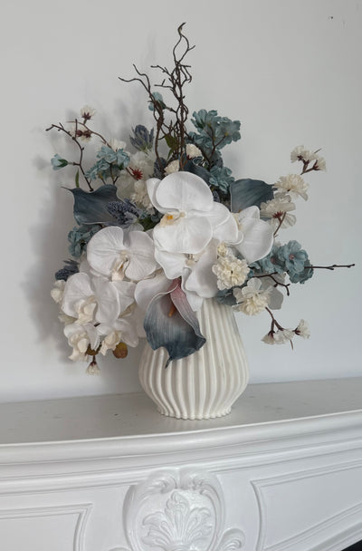 Breeze bloom Floral Arrangement - Luscious Homewares