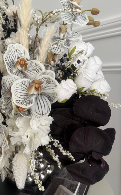 Dehya Floral Arrangement - Luscious Homewares
