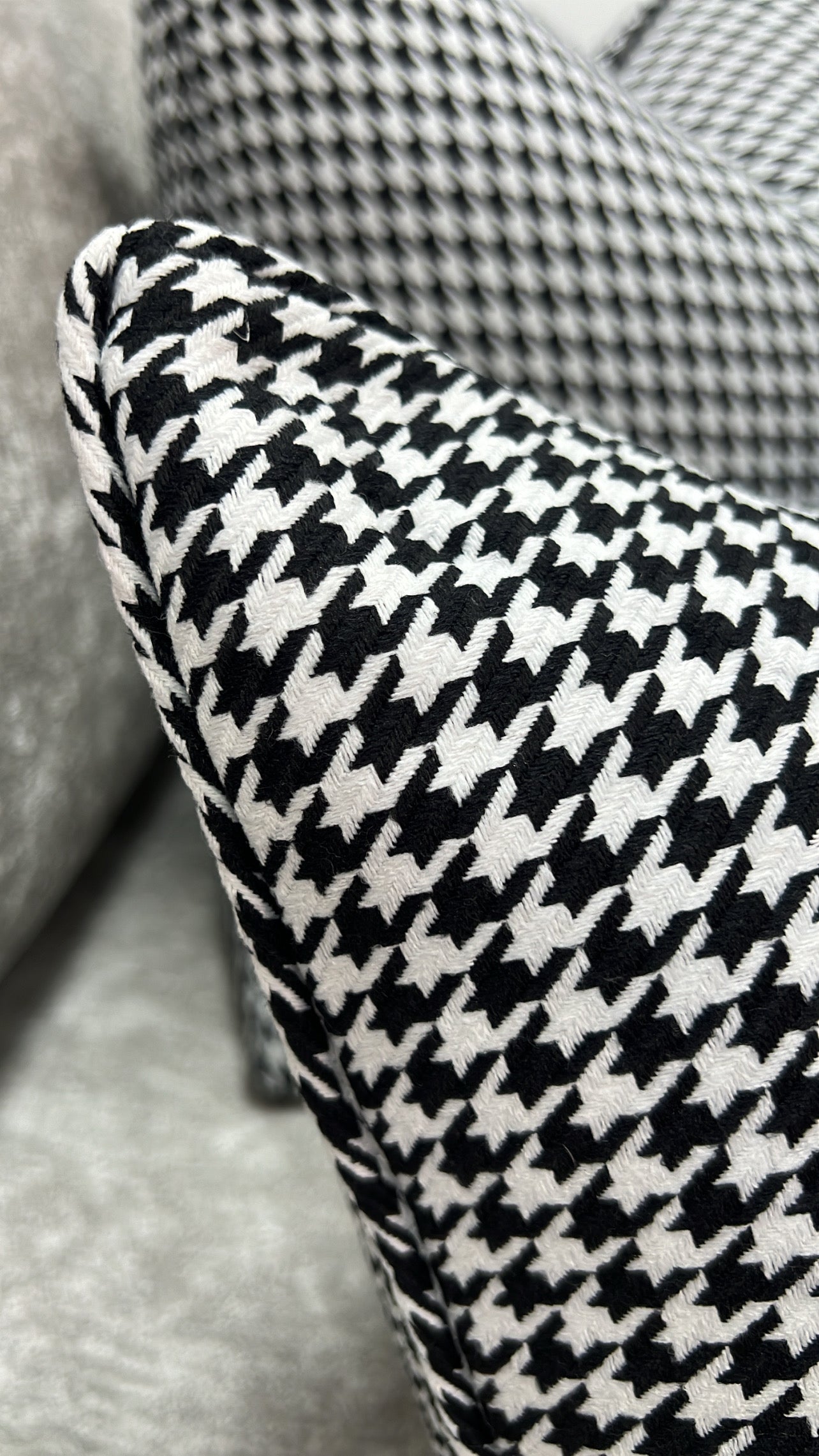 Giana cushion - Luscious Homewares