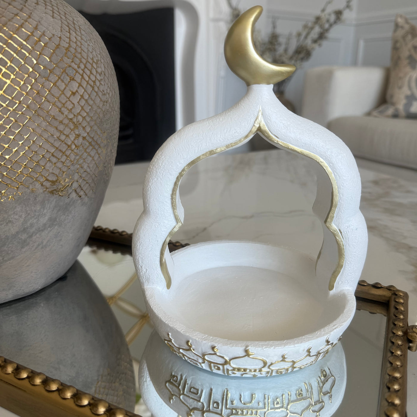 Ramadan gold and white tray ornament