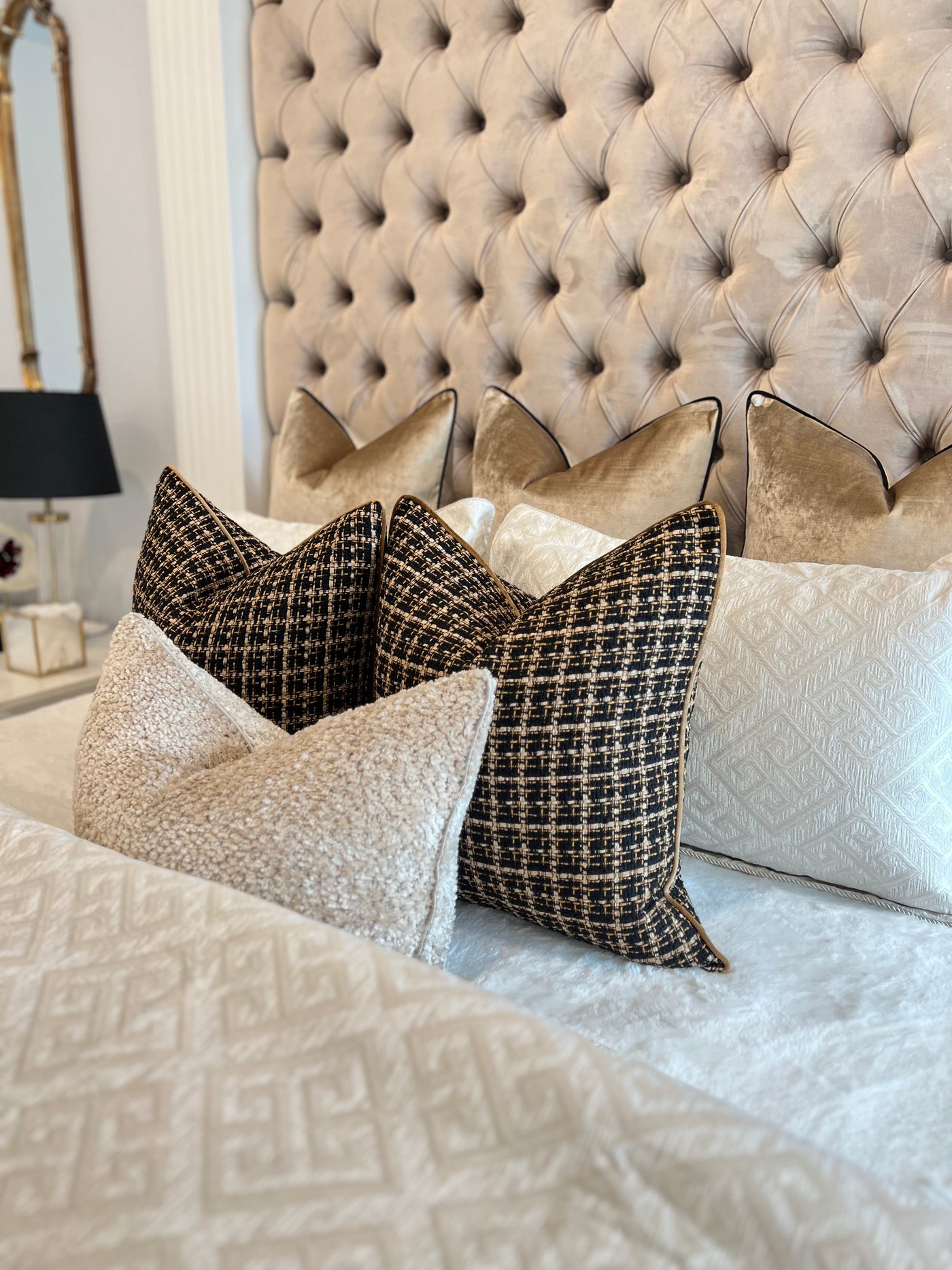 Fransico tweed Cushion