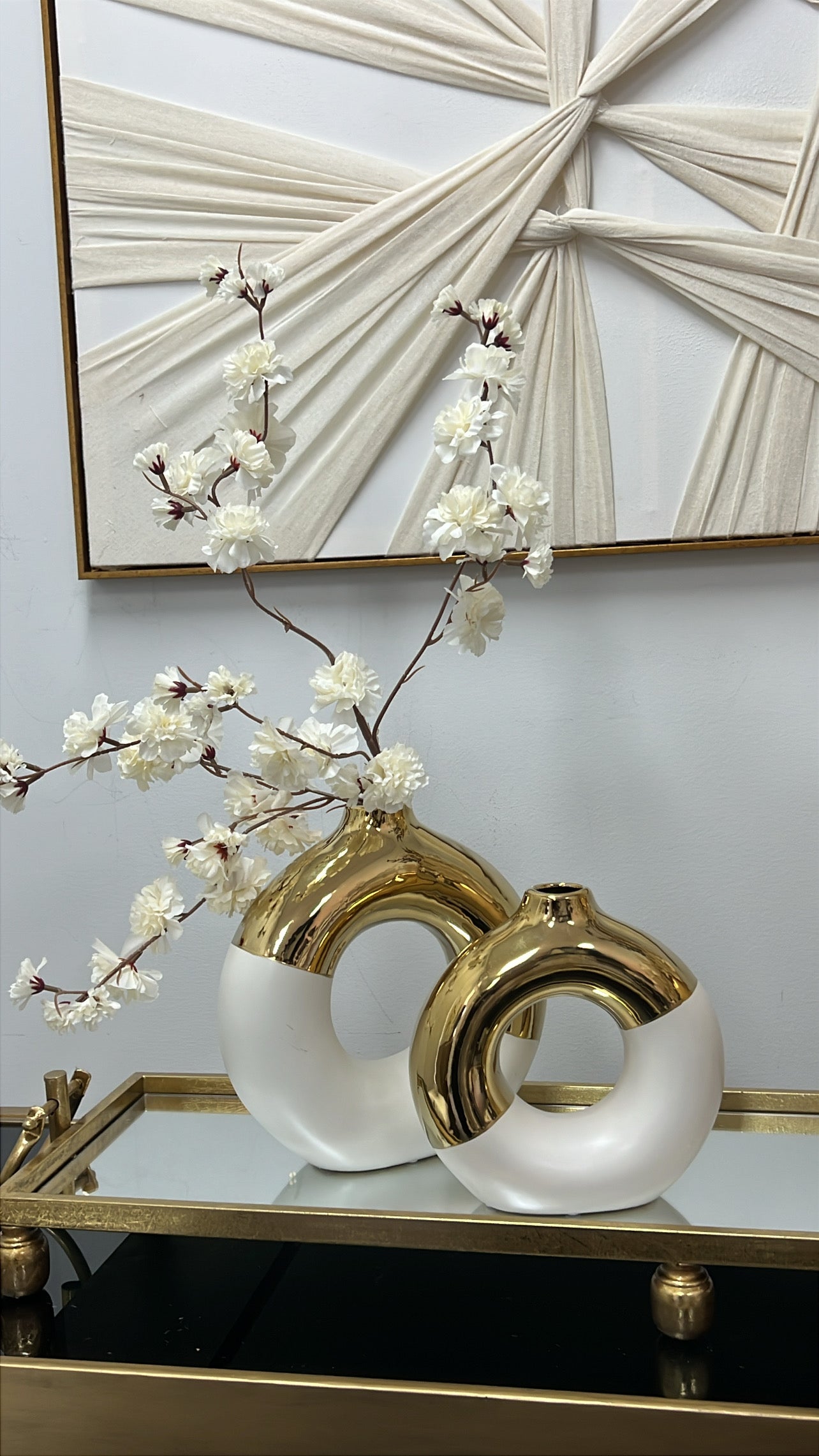 White and gold round vase - Luscious Homewares
