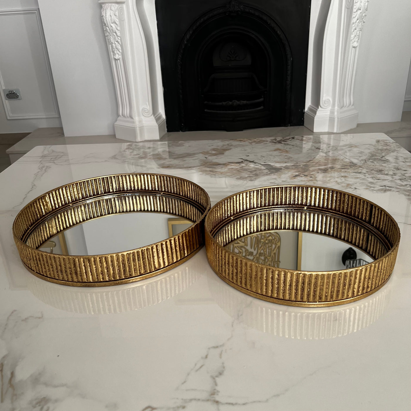 Ciara round Gold rimmed mirror tray - Luscious Homewares