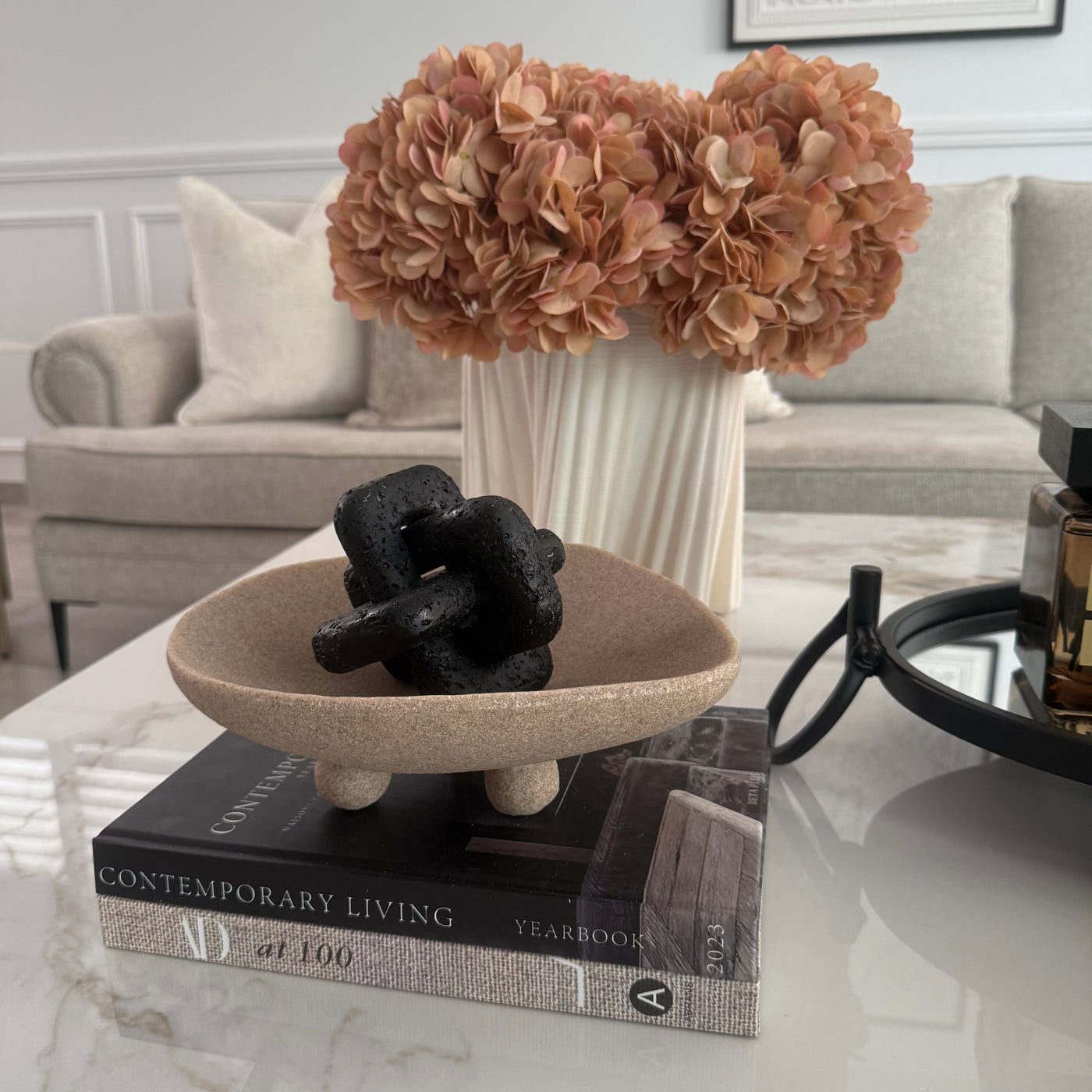 Hydrangeas + 3d print white vase - Luscious Homewares