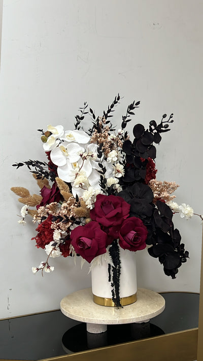 Reign floral arrangement - Luscious Homewares